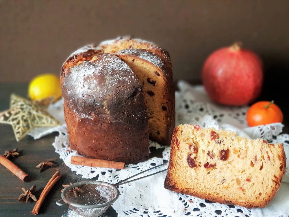 Blagdanski panettone