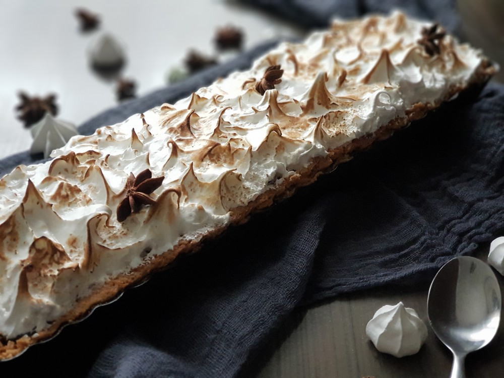 Čokoladni tart s meringom